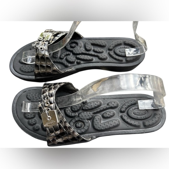 Dr. Scholl’s Women’s Animal Print Sandals Comfort Foam Foot Bed Classy Size 10 - Picture 2 of 10